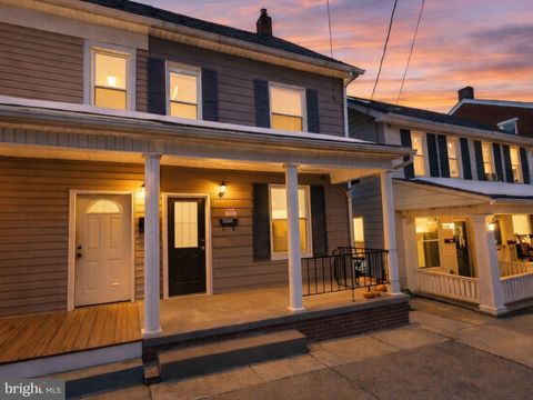 327 1ST AVENUE RED LION PA 17356