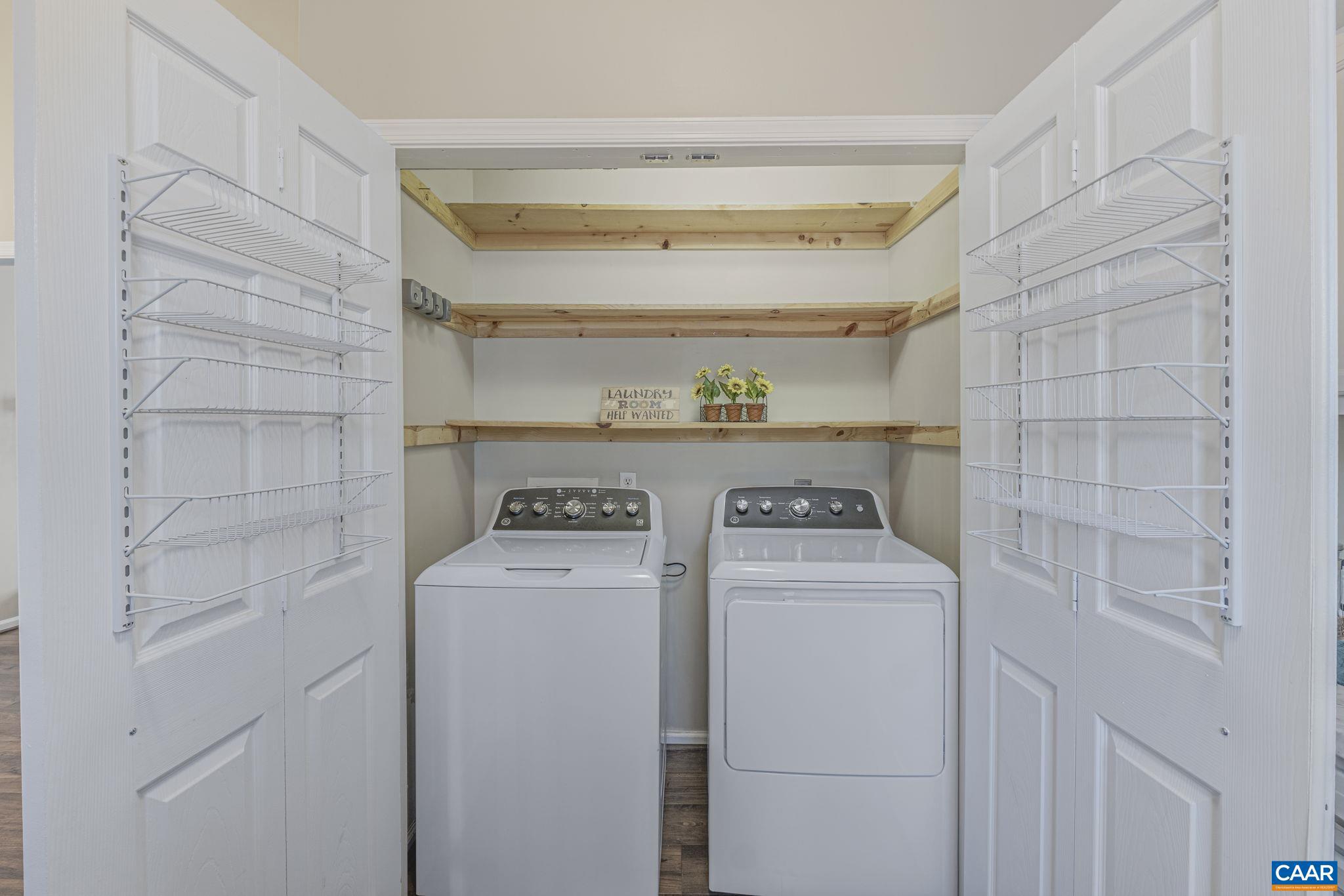 LAKE MONTICELLO - Residential