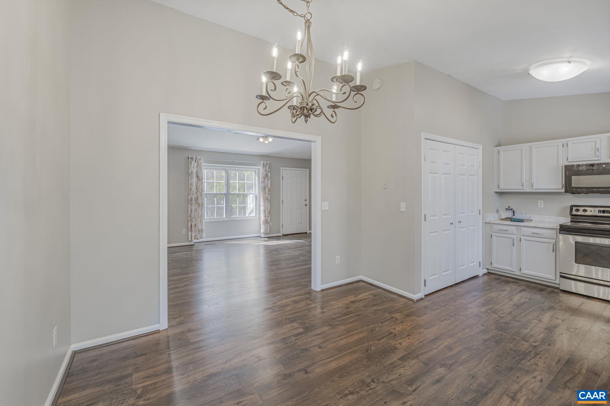 LAKE MONTICELLO - Residential