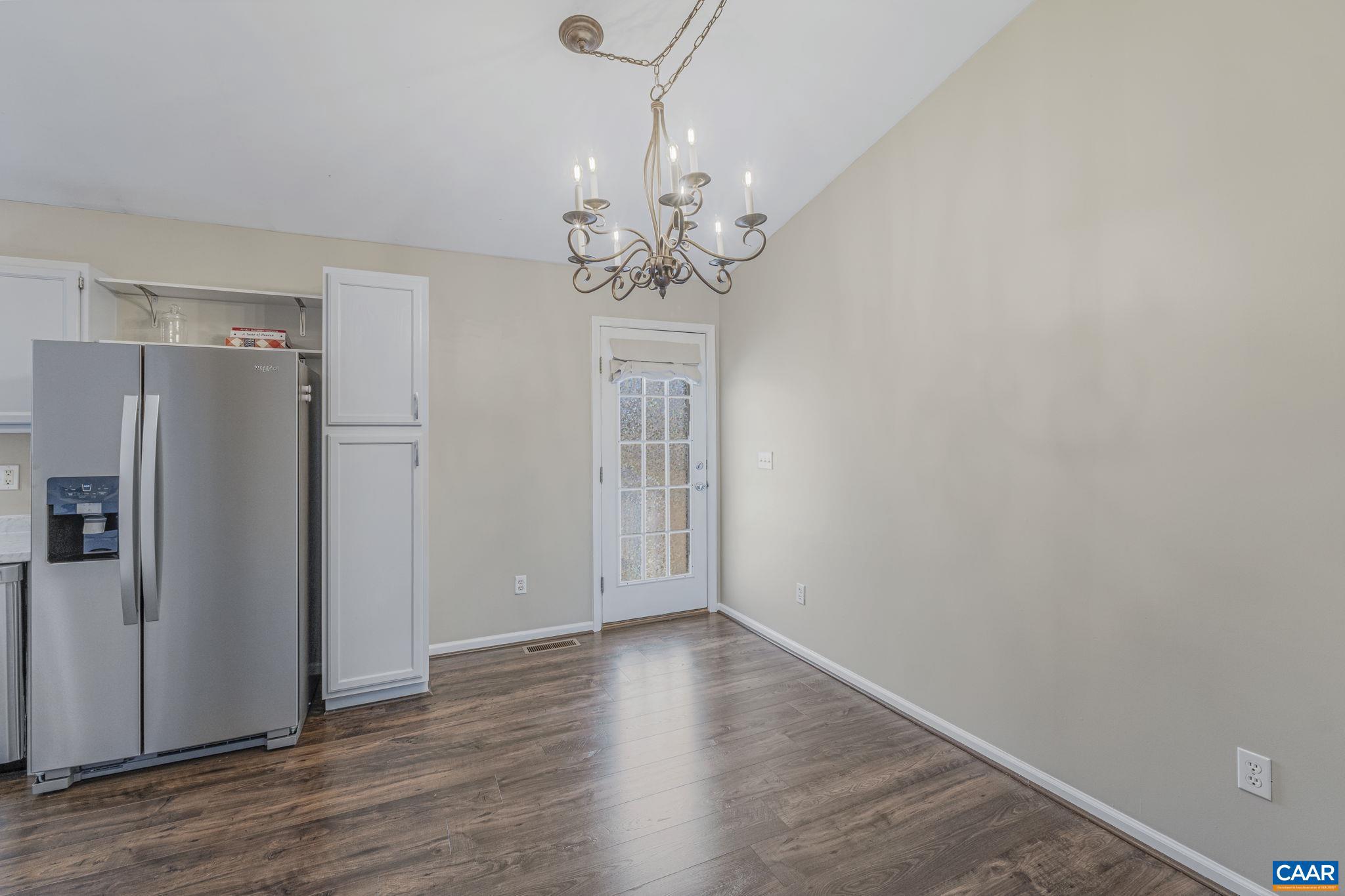 LAKE MONTICELLO - Residential