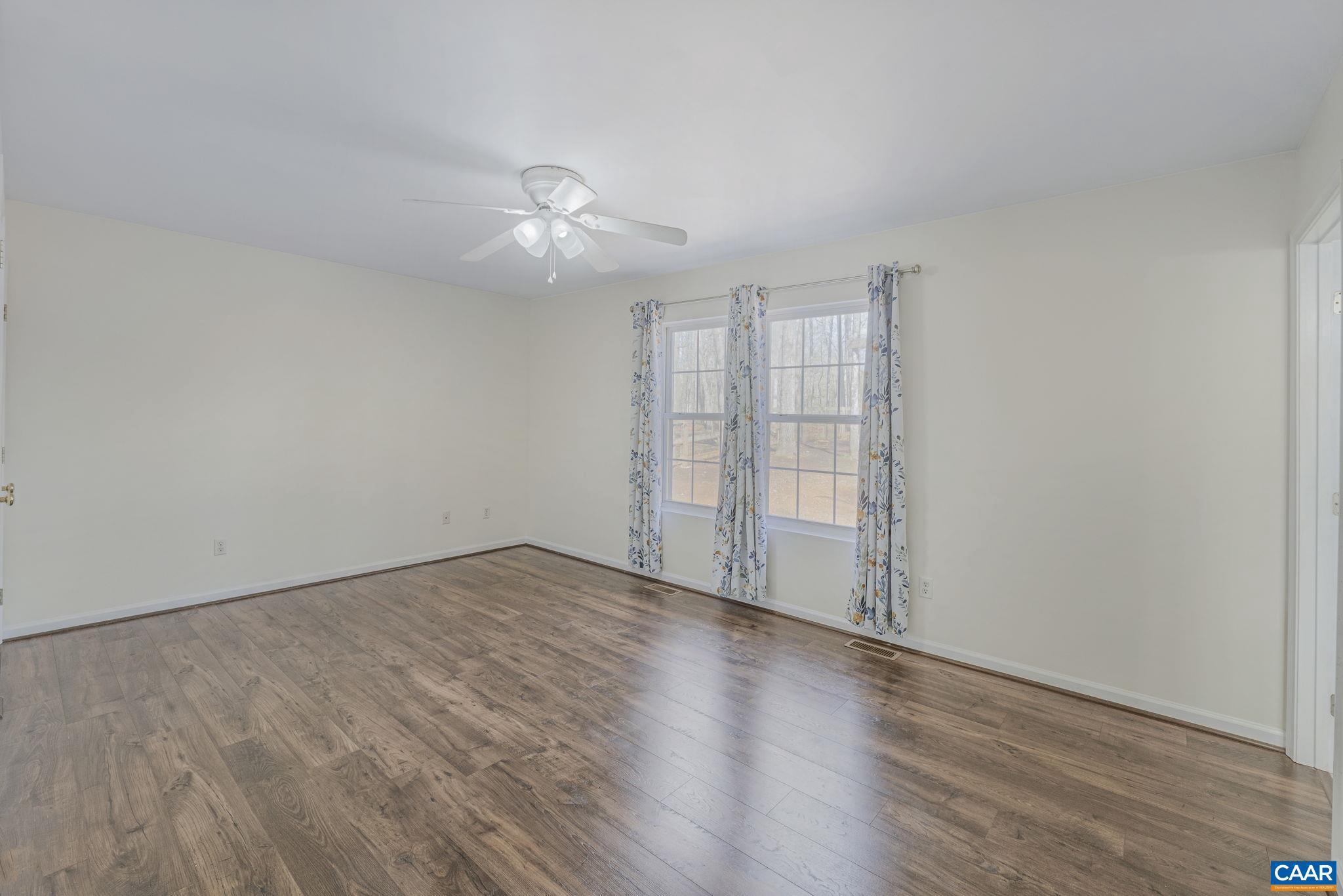 LAKE MONTICELLO - Residential