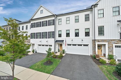 Photo of 735 Walkers Mill Lane #C003, WILMINGTON, DE 19807 (MLS # DENC2089430)