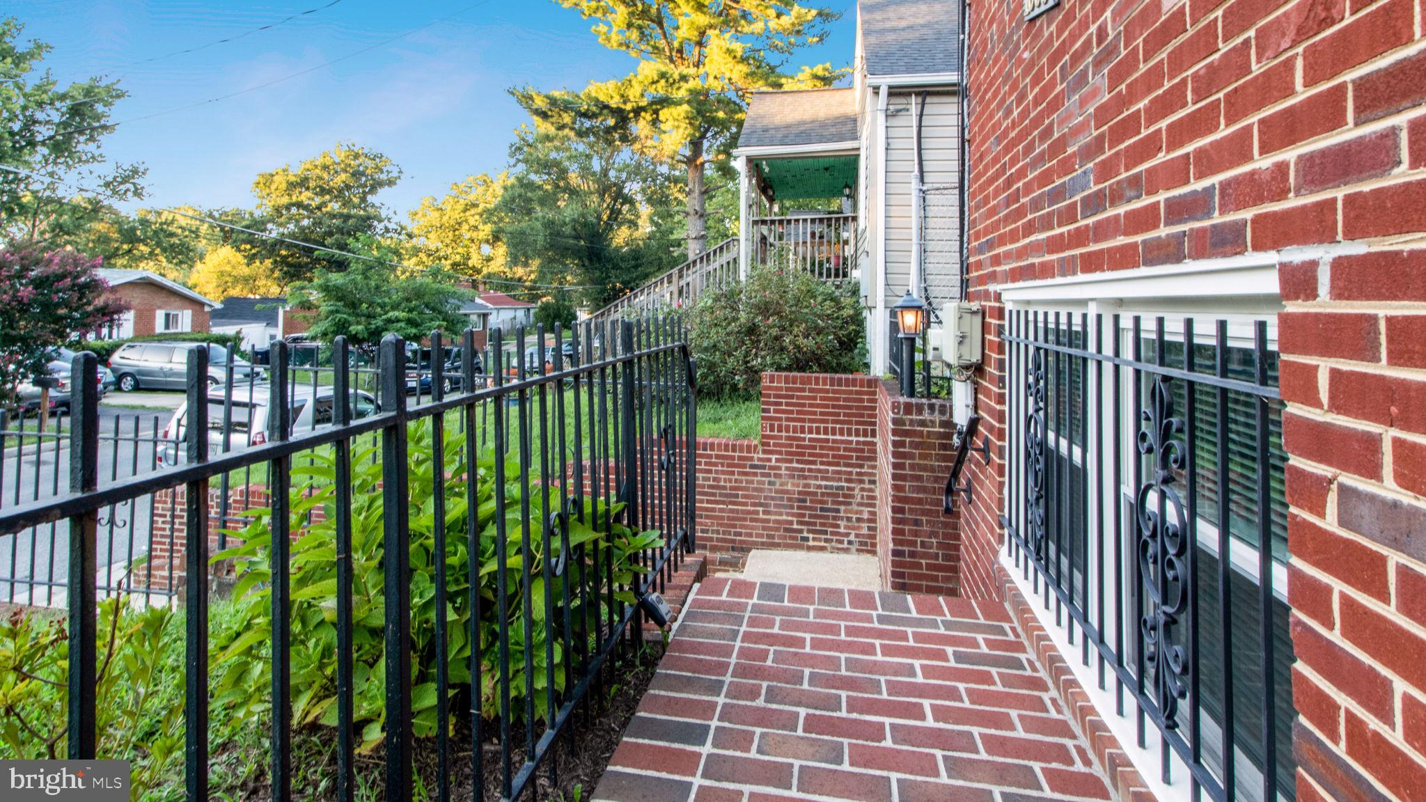 CAPITOL HEIGHTS - Residential