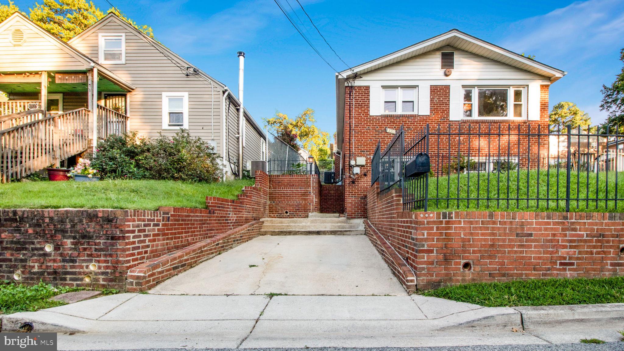 CAPITOL HEIGHTS - Residential