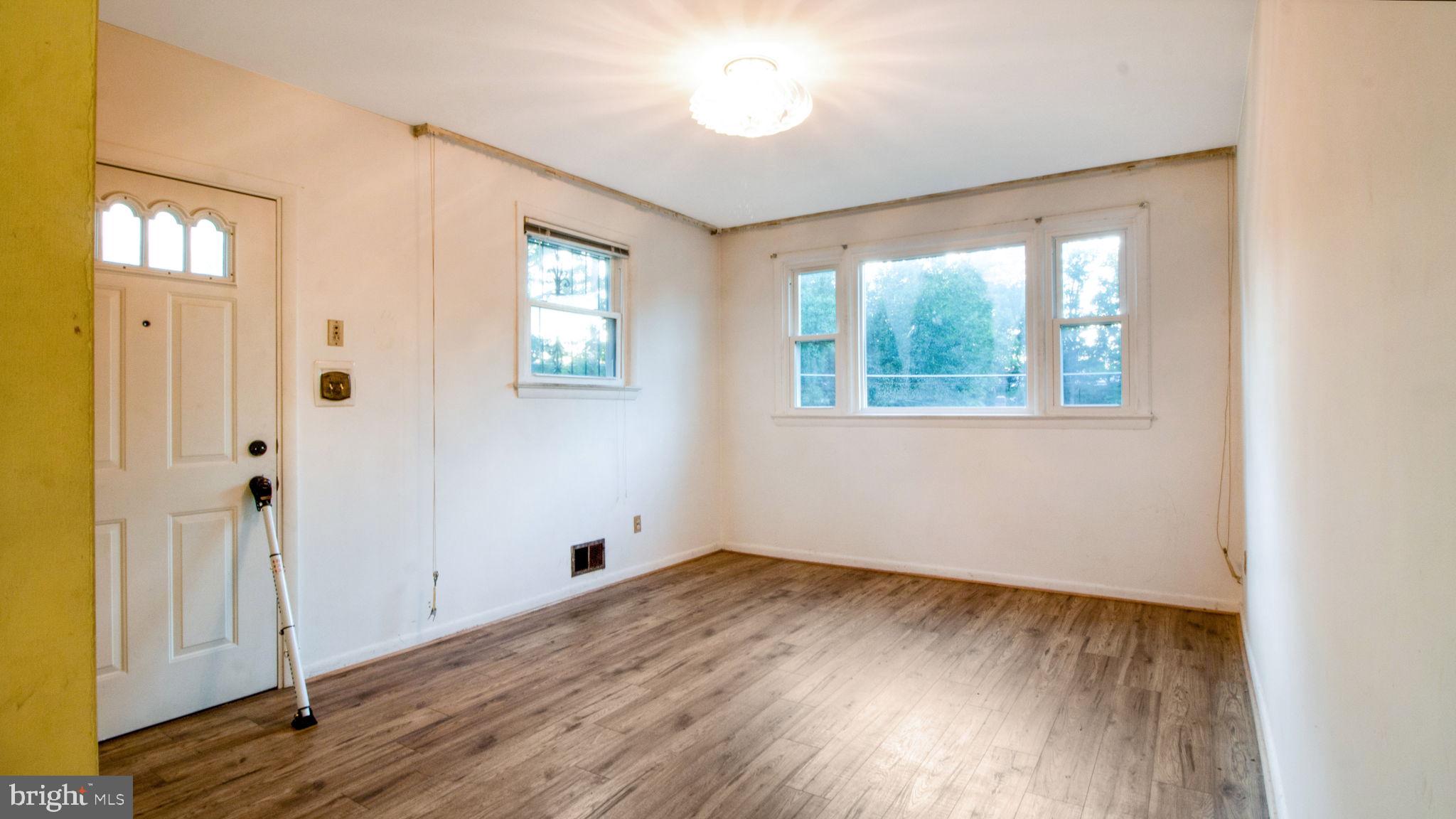 CAPITOL HEIGHTS - Residential