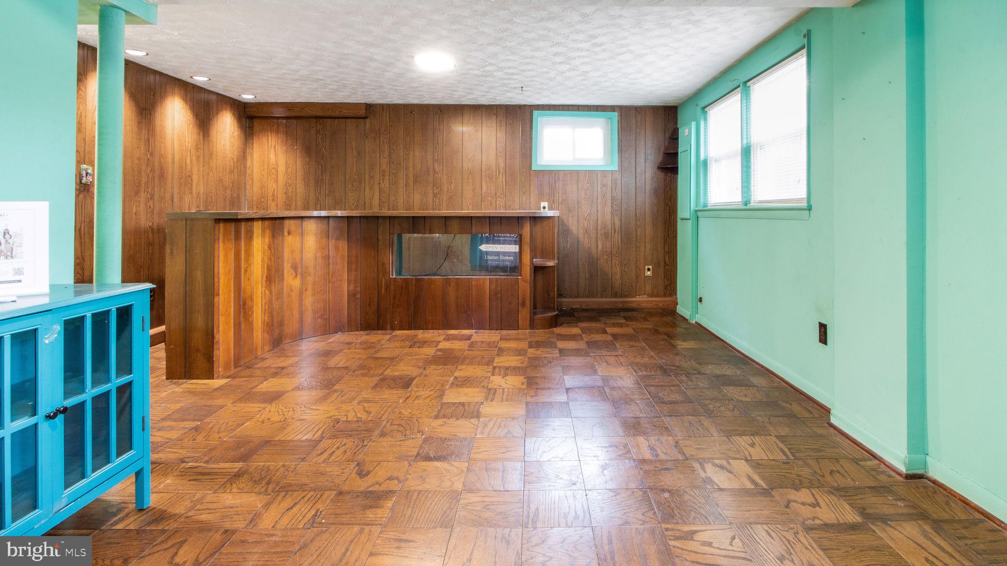 CAPITOL HEIGHTS - Residential