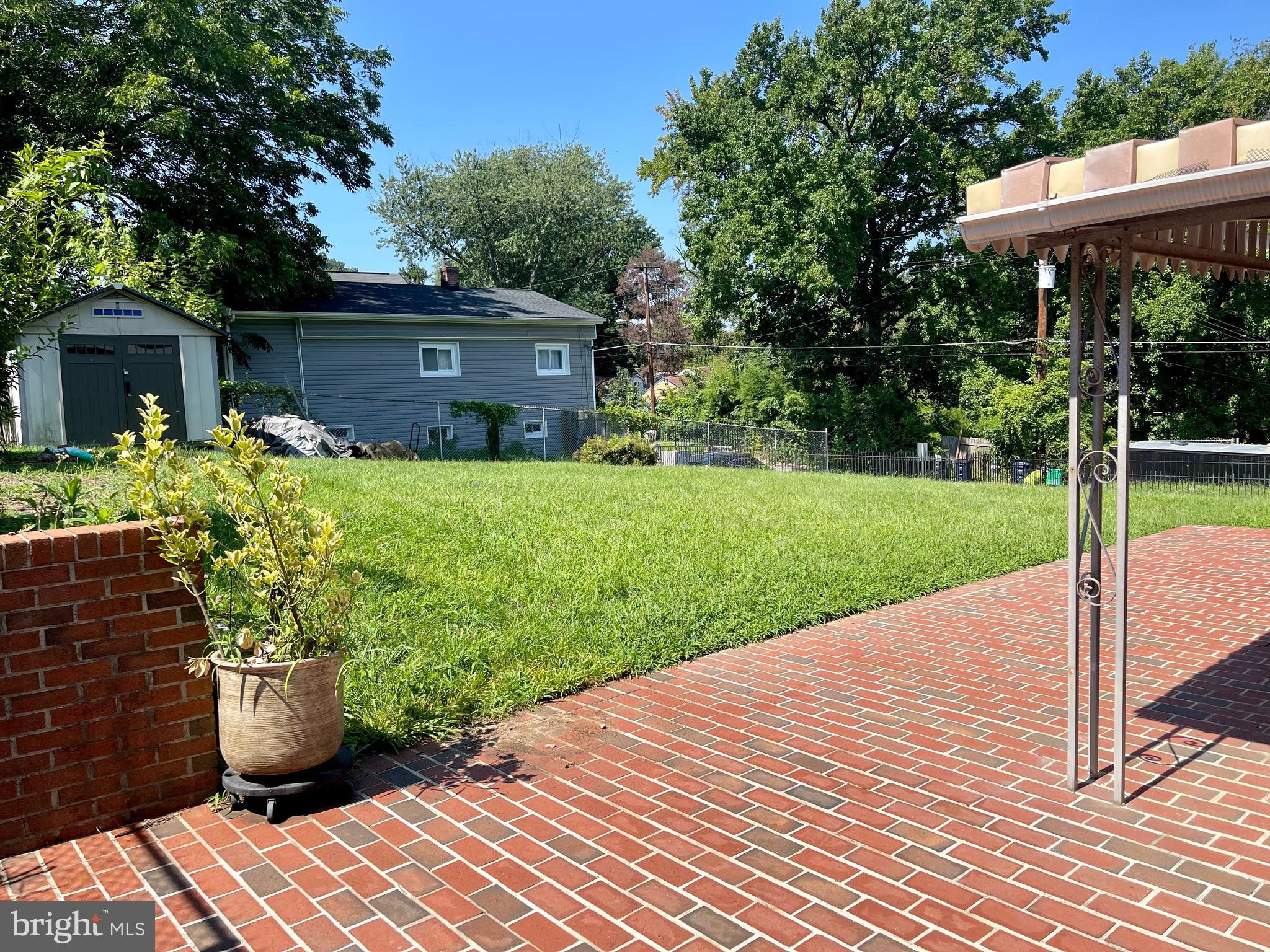 CAPITOL HEIGHTS - Residential