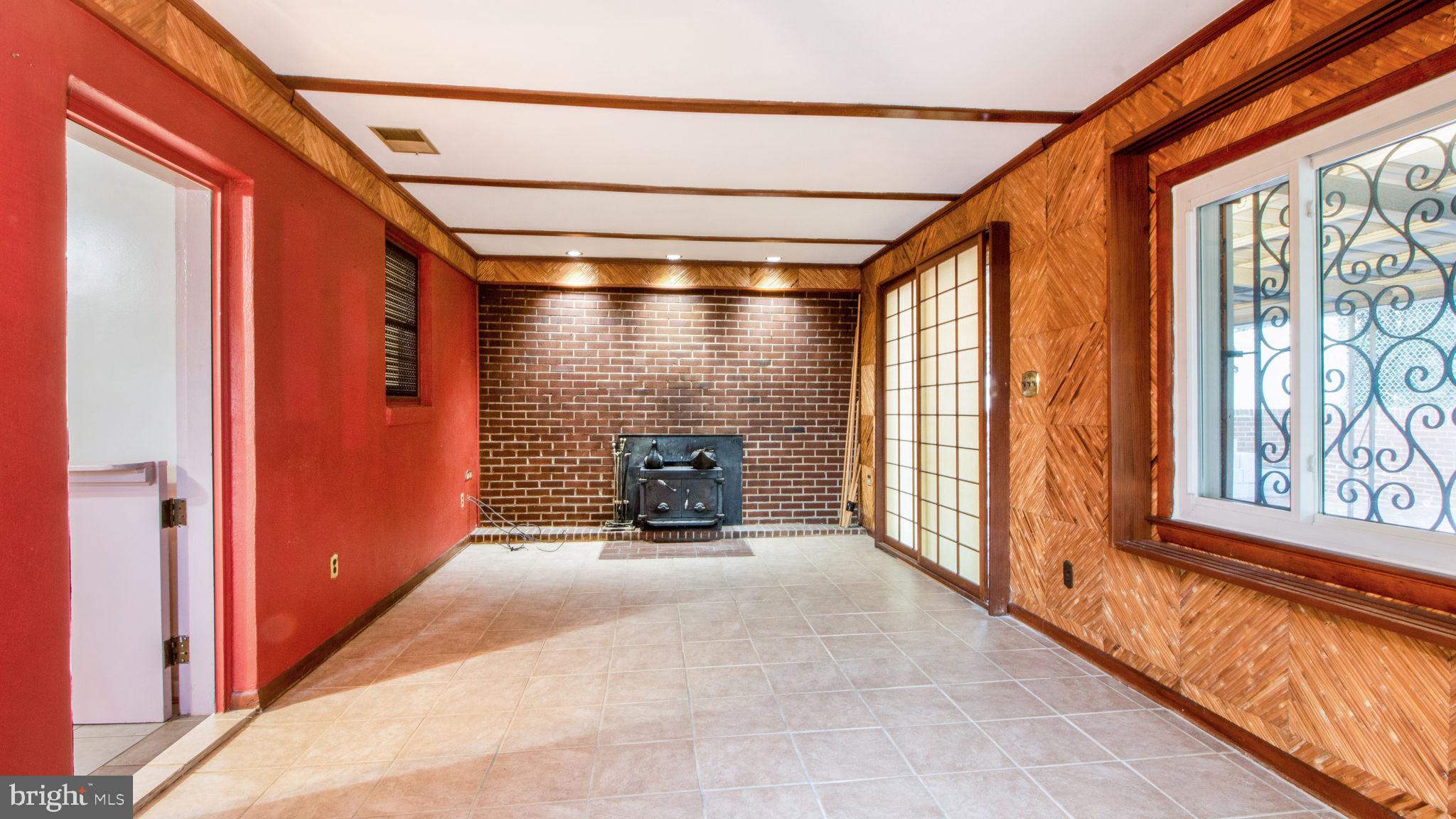 CAPITOL HEIGHTS - Residential