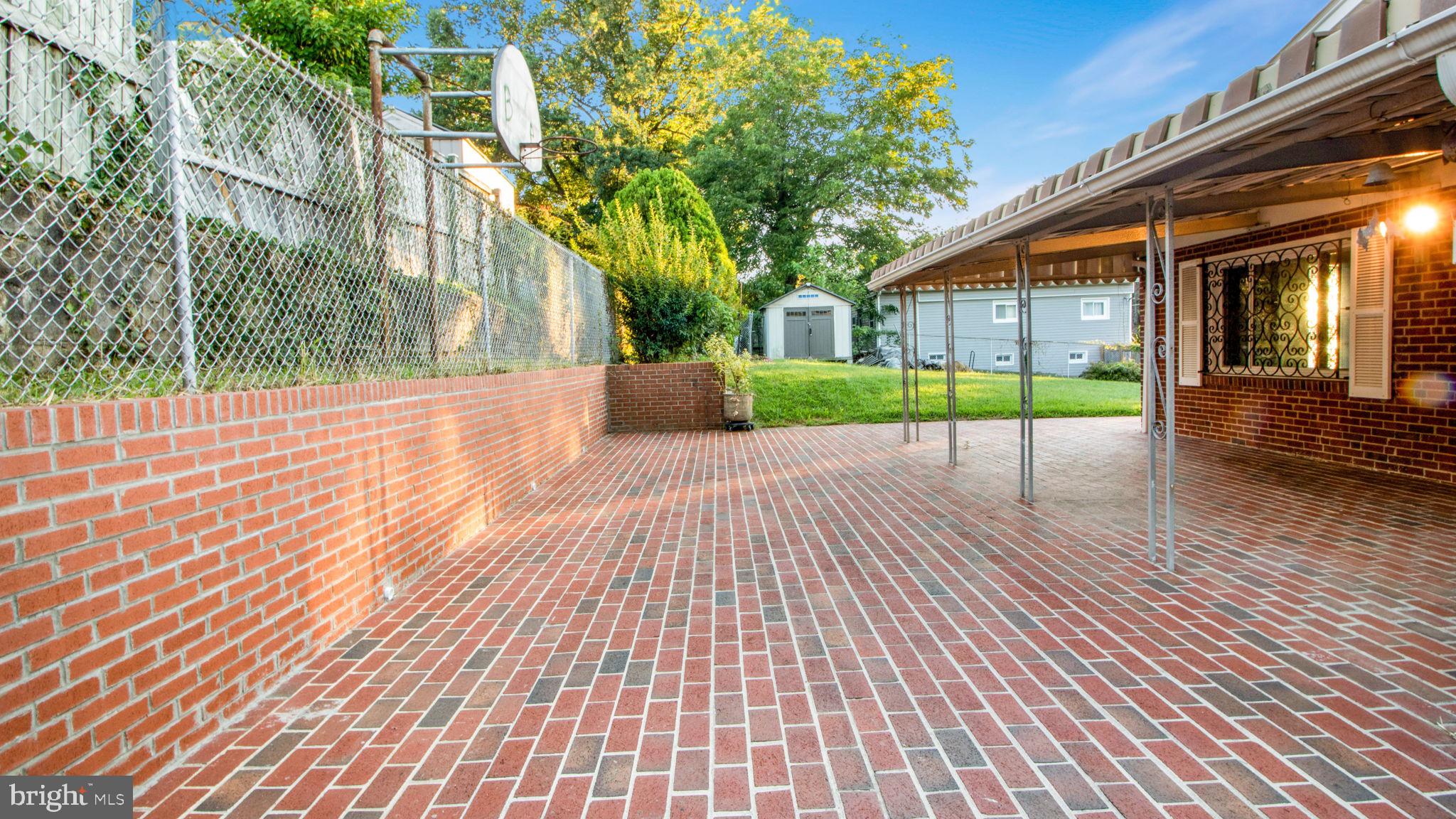 CAPITOL HEIGHTS - Residential