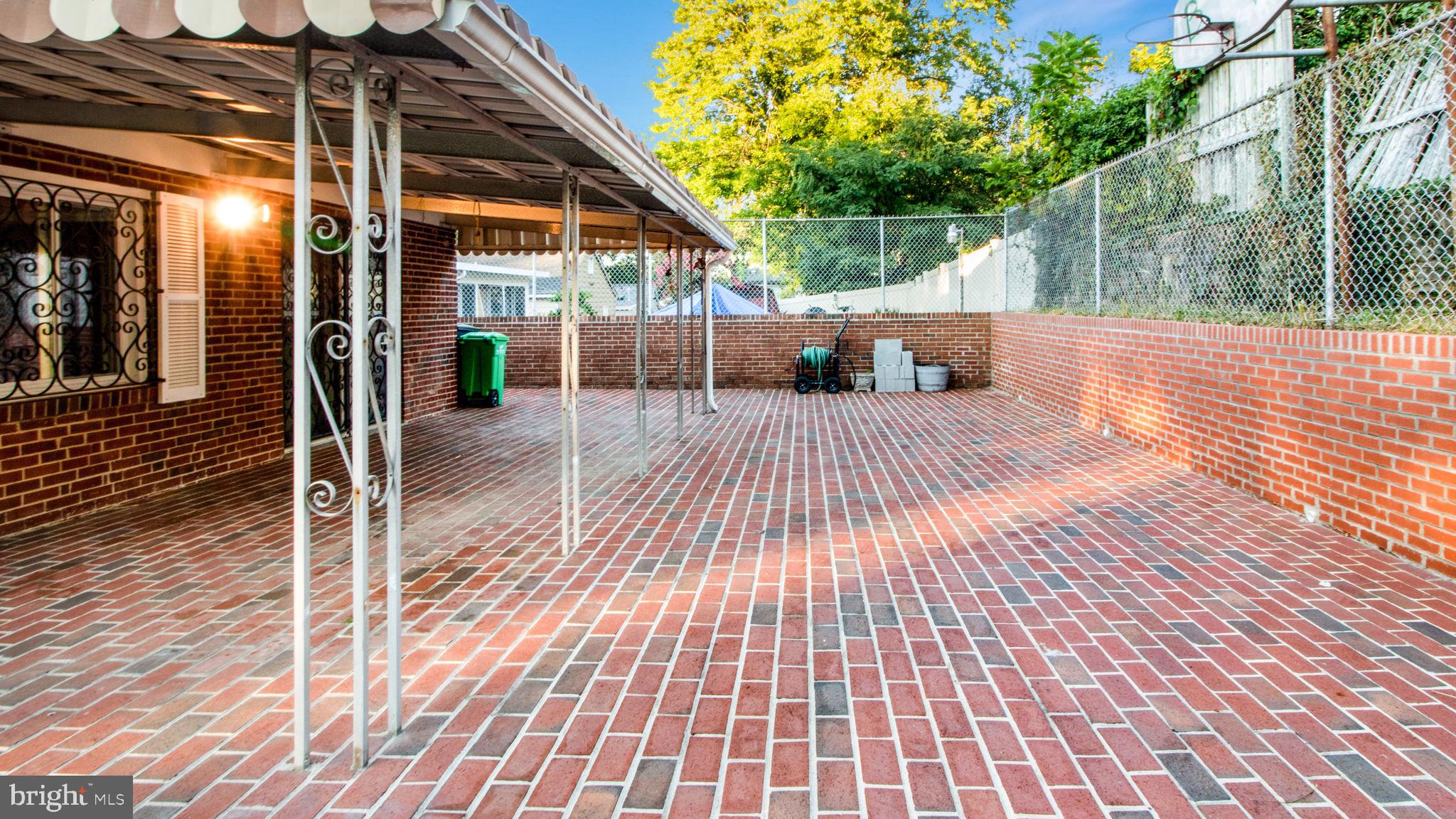 CAPITOL HEIGHTS - Residential