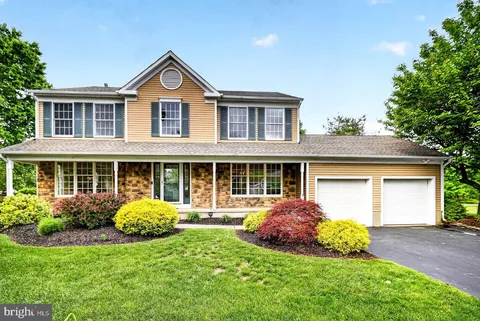 92 Bradford Lane, Plainsboro, NJ MLS: NJMX2012074