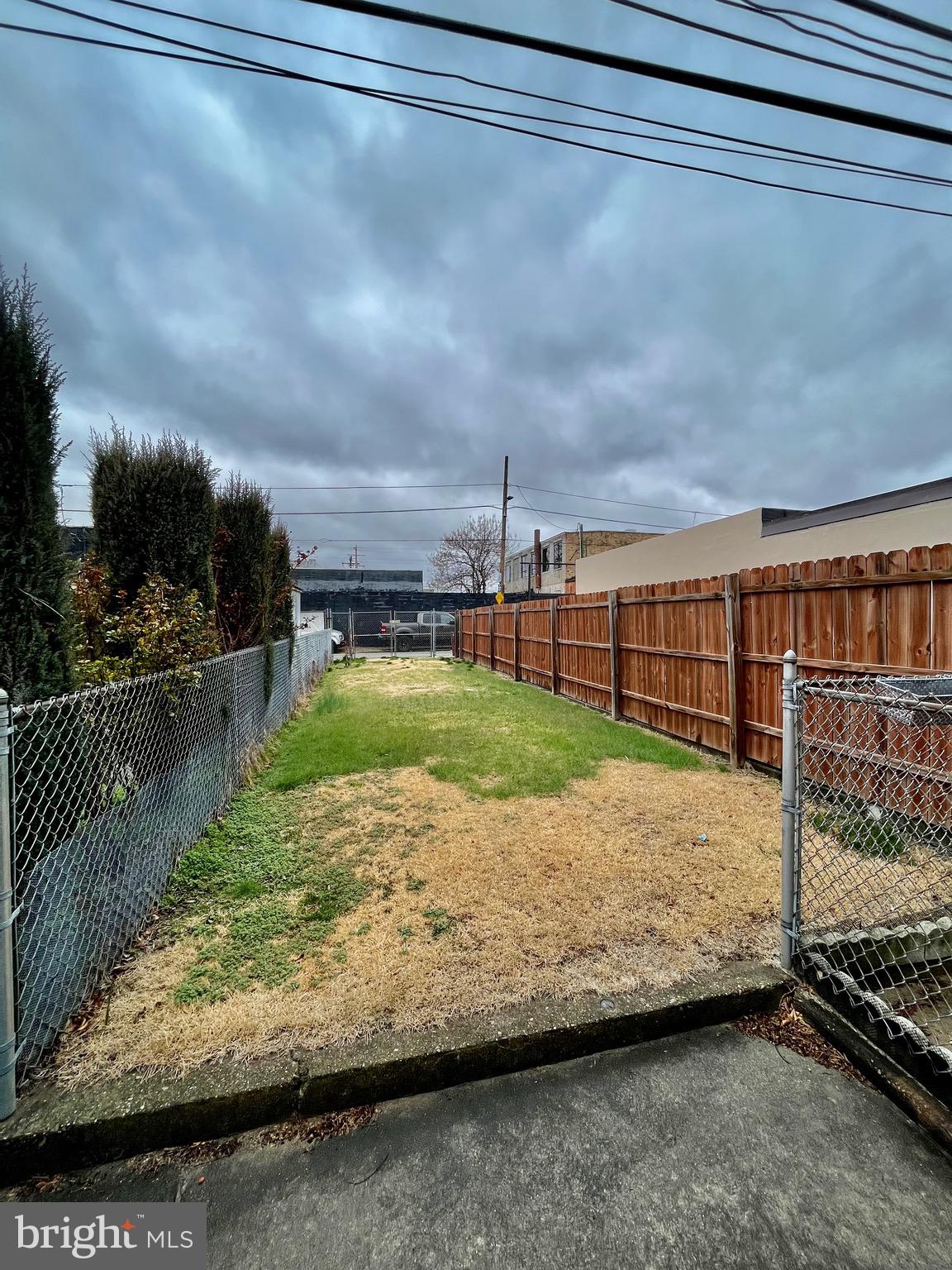 PORT RICHMOND - Residential
