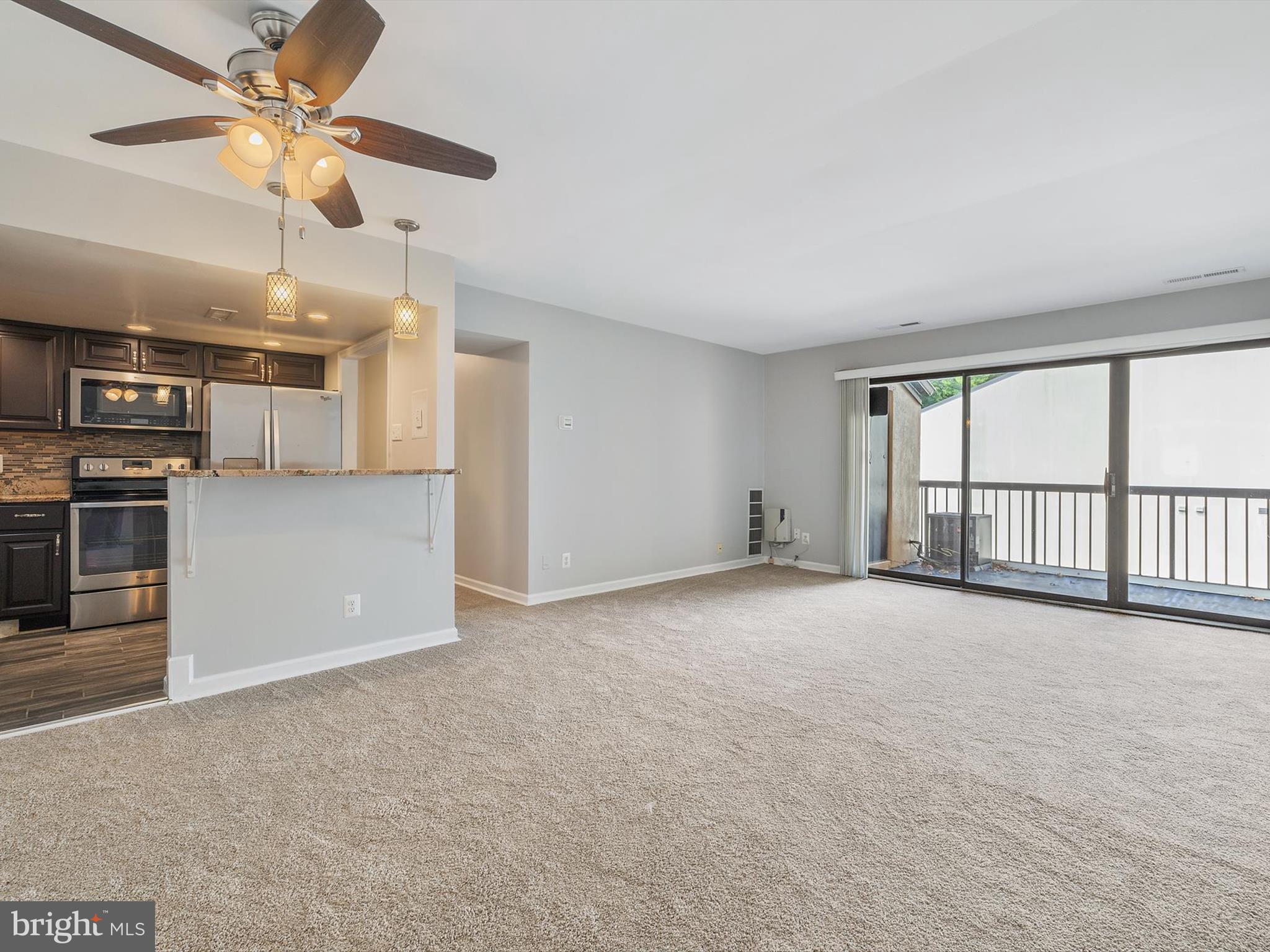 TREETOP CONDO - Residential