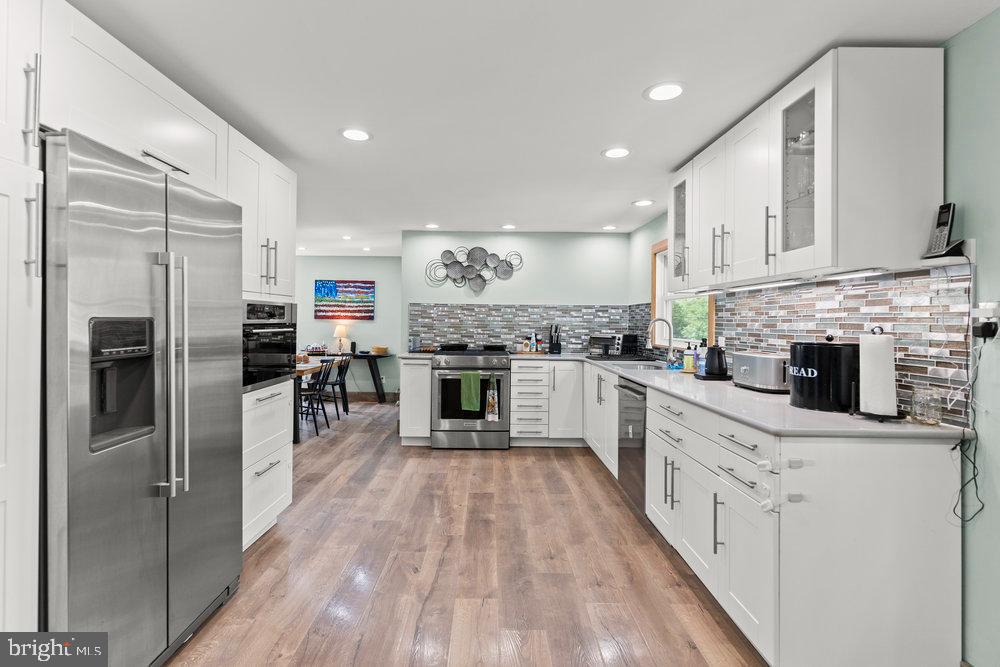 LOST RIVER VALLEY - Residential