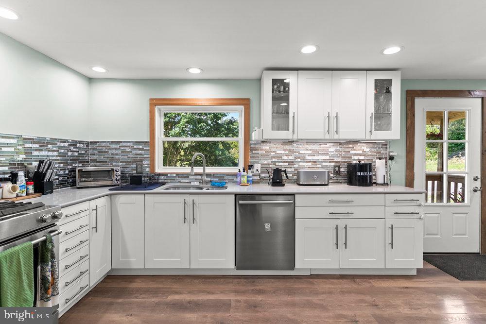 LOST RIVER VALLEY - Residential