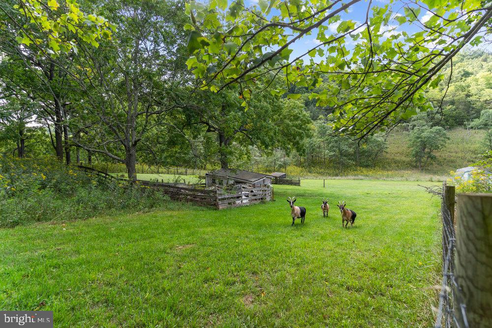 LOST RIVER VALLEY - Residential