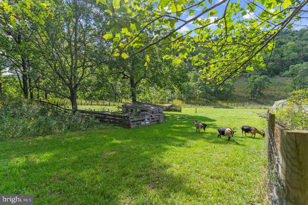 LOST RIVER VALLEY - Residential