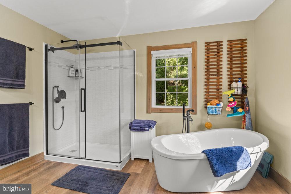 LOST RIVER VALLEY - Residential