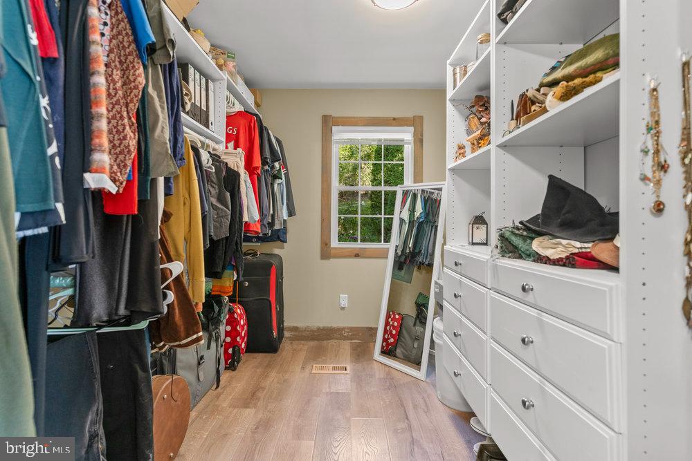 LOST RIVER VALLEY - Residential