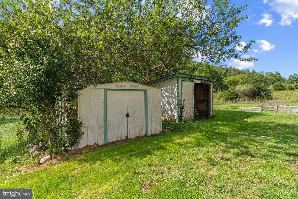 LOST RIVER VALLEY - Residential