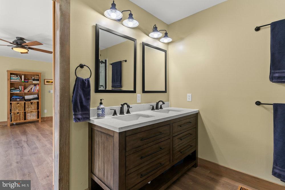 LOST RIVER VALLEY - Residential