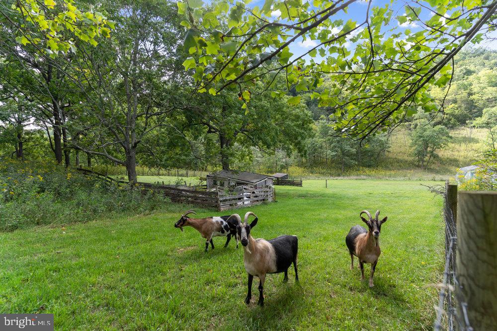 LOST RIVER VALLEY - Residential