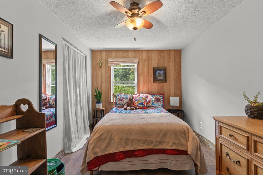 LOST RIVER VALLEY - Residential