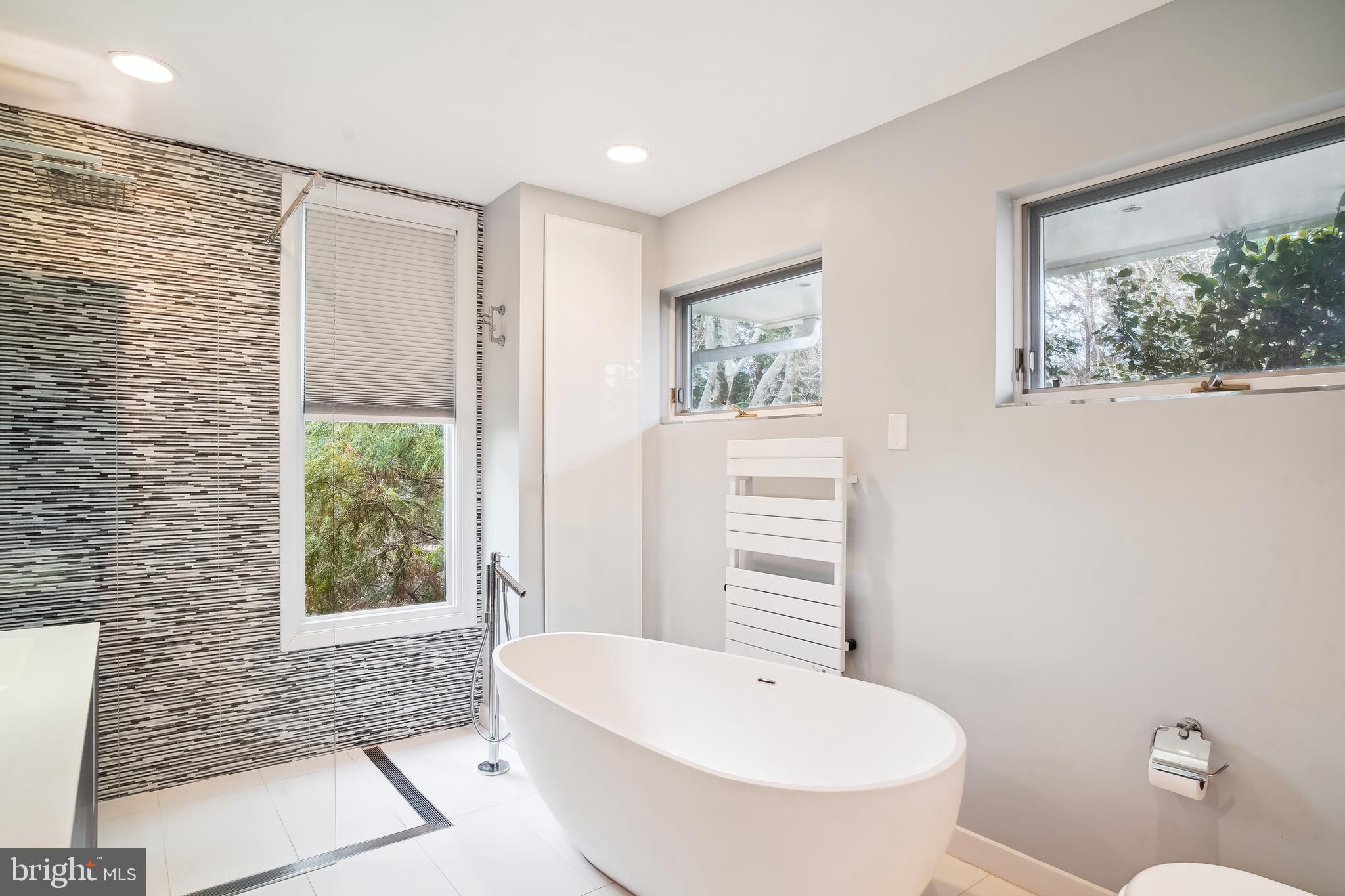 LAKE NORMANDY ESTATES - Residential