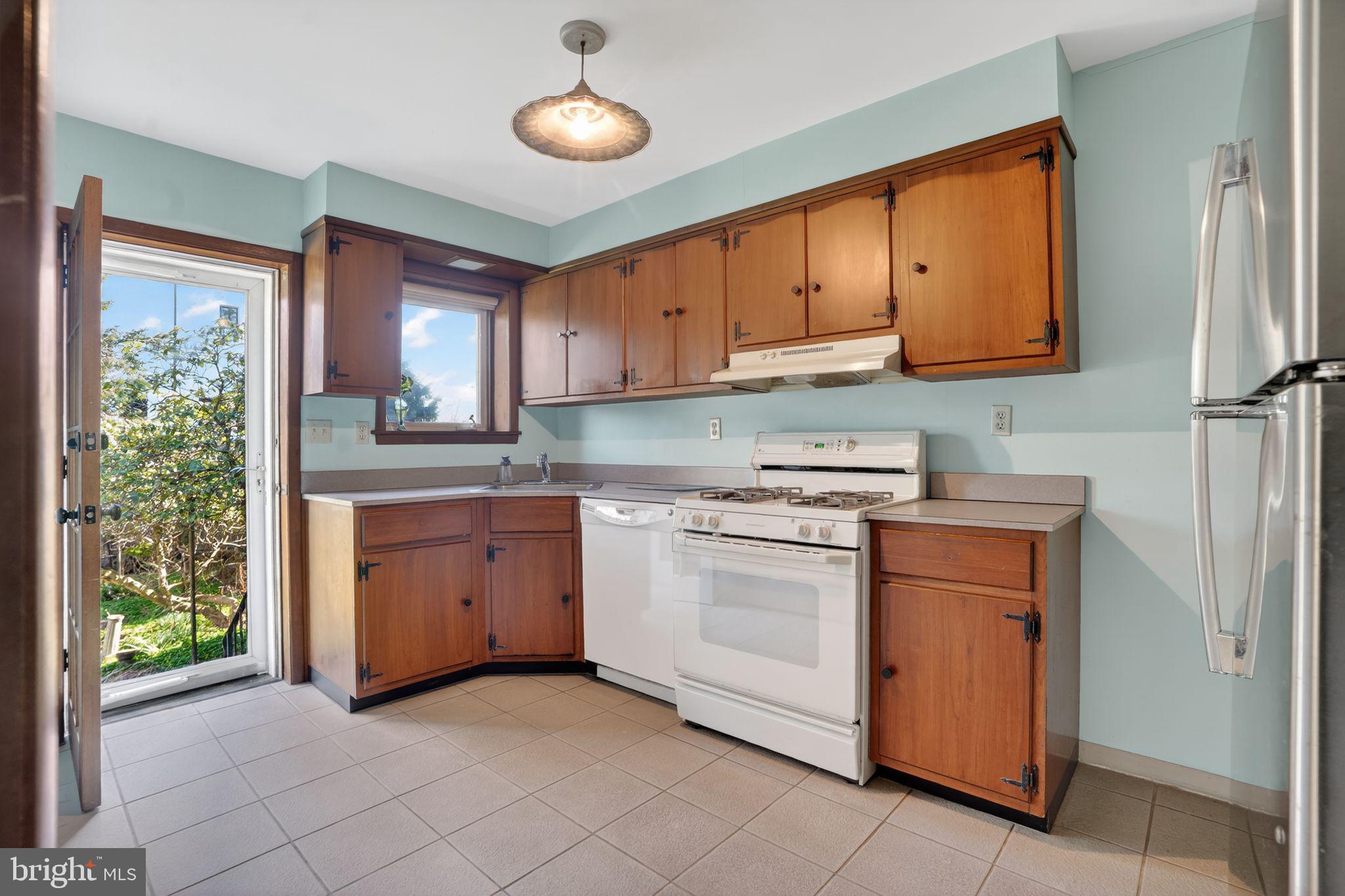 DEARNLEY PARK - Residential