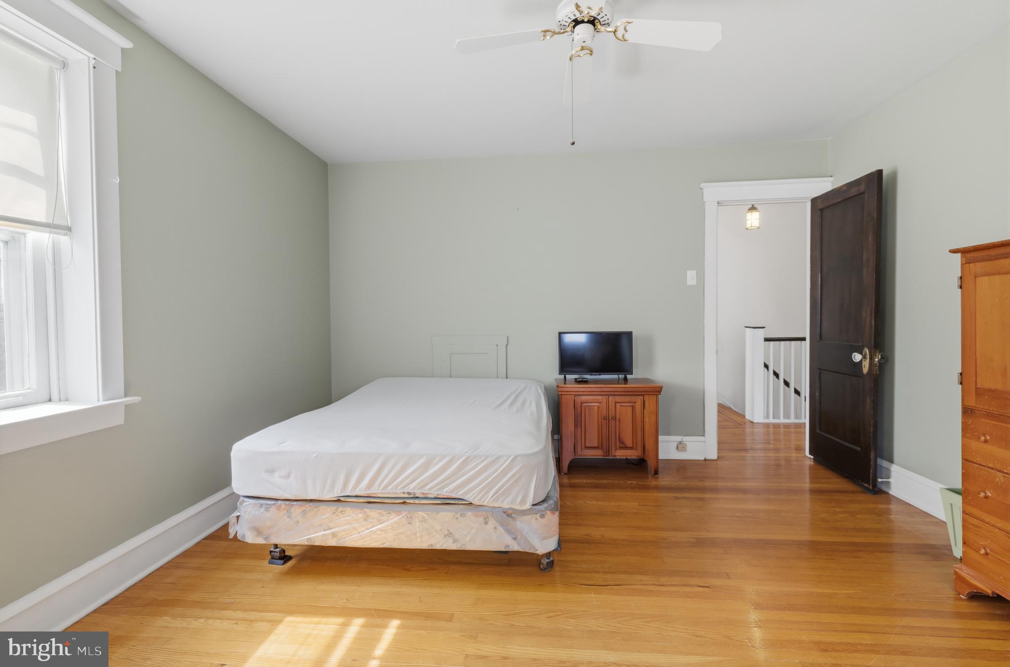 DEARNLEY PARK - Residential