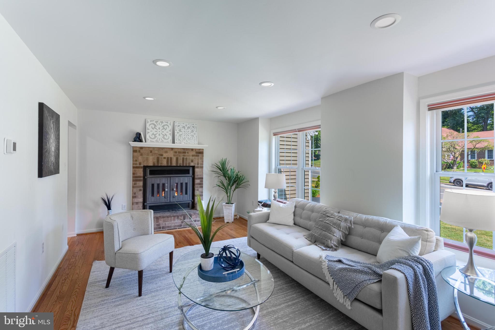 SOUTHPORT - Residential