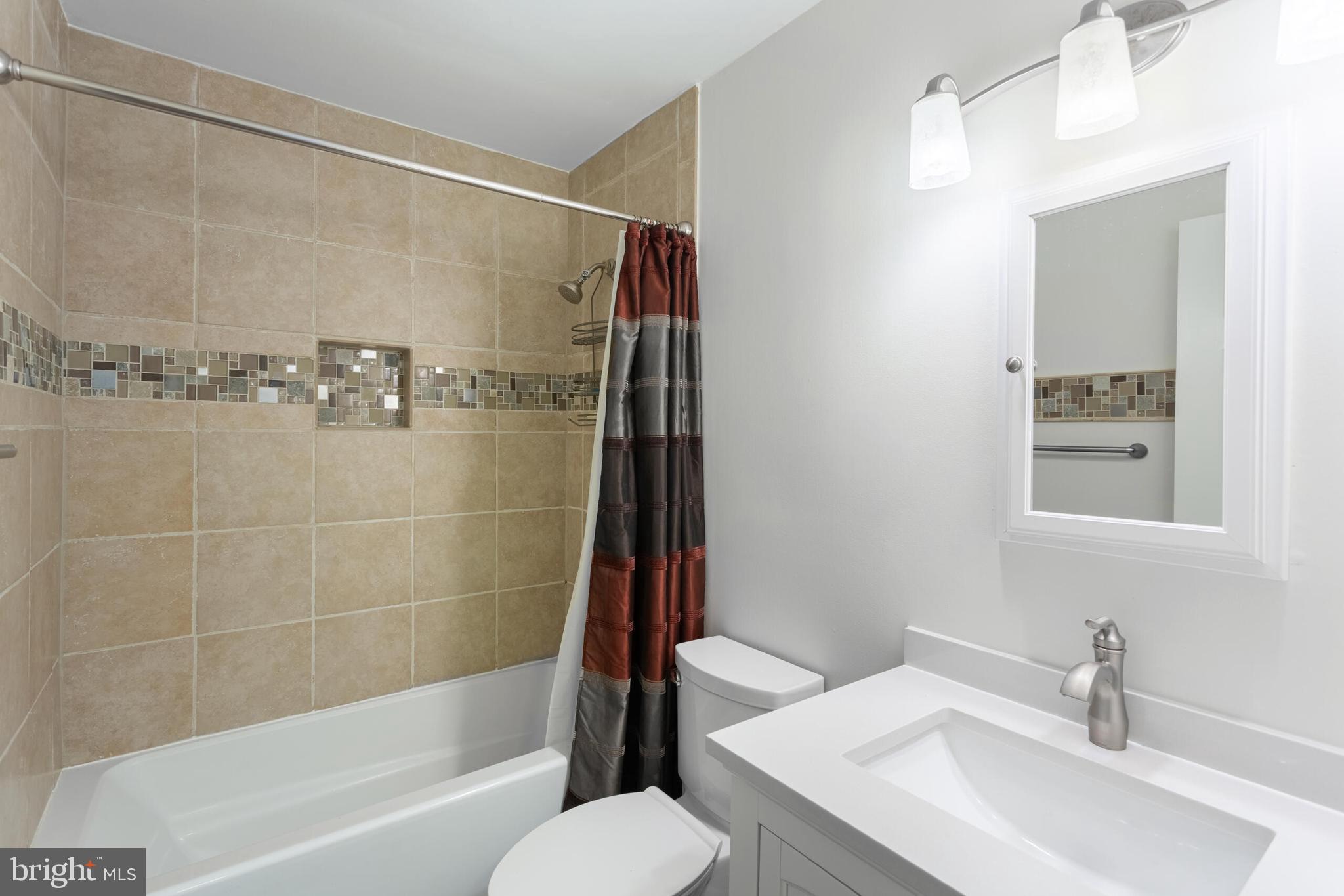 SOUTHPORT - Residential