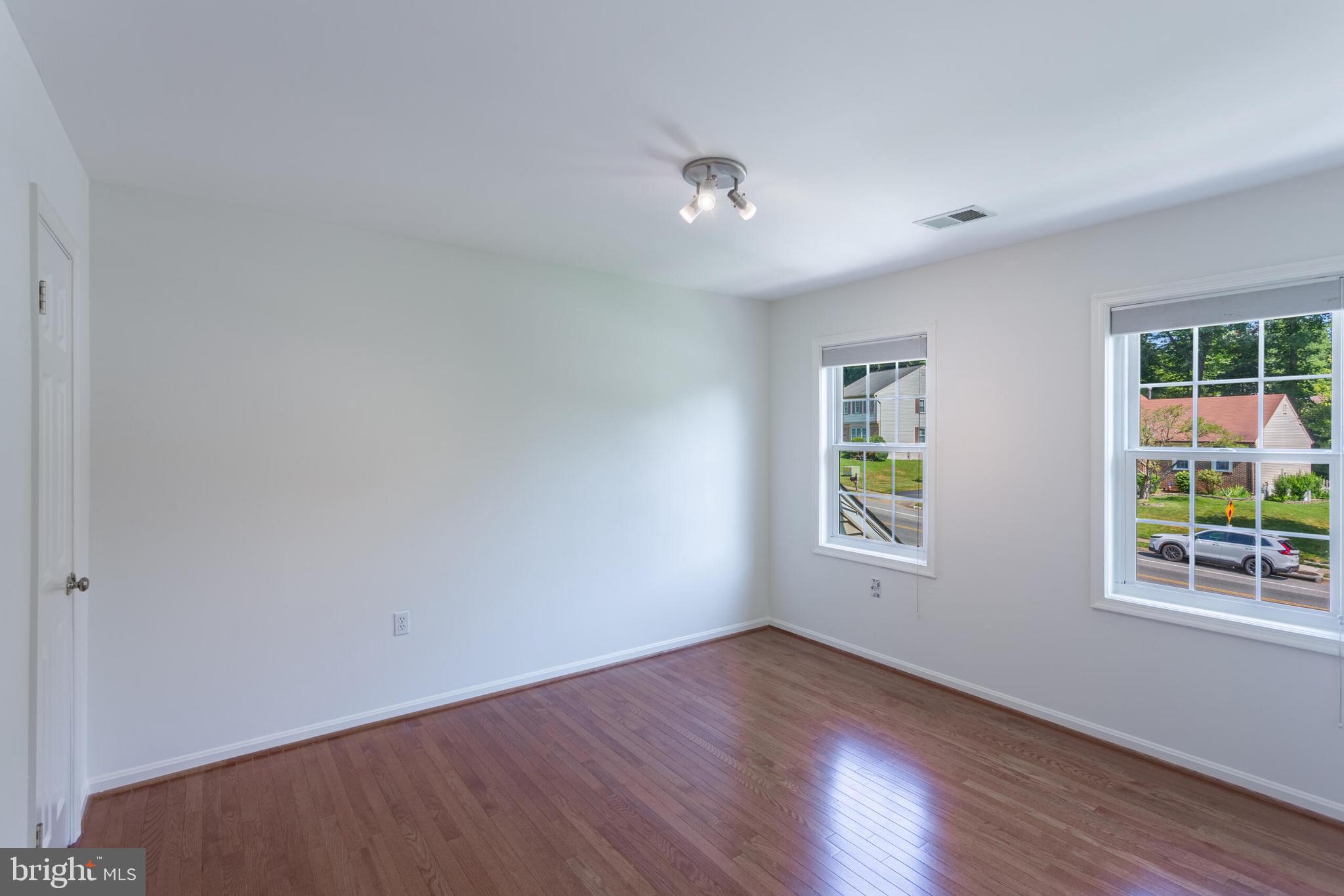 SOUTHPORT - Residential