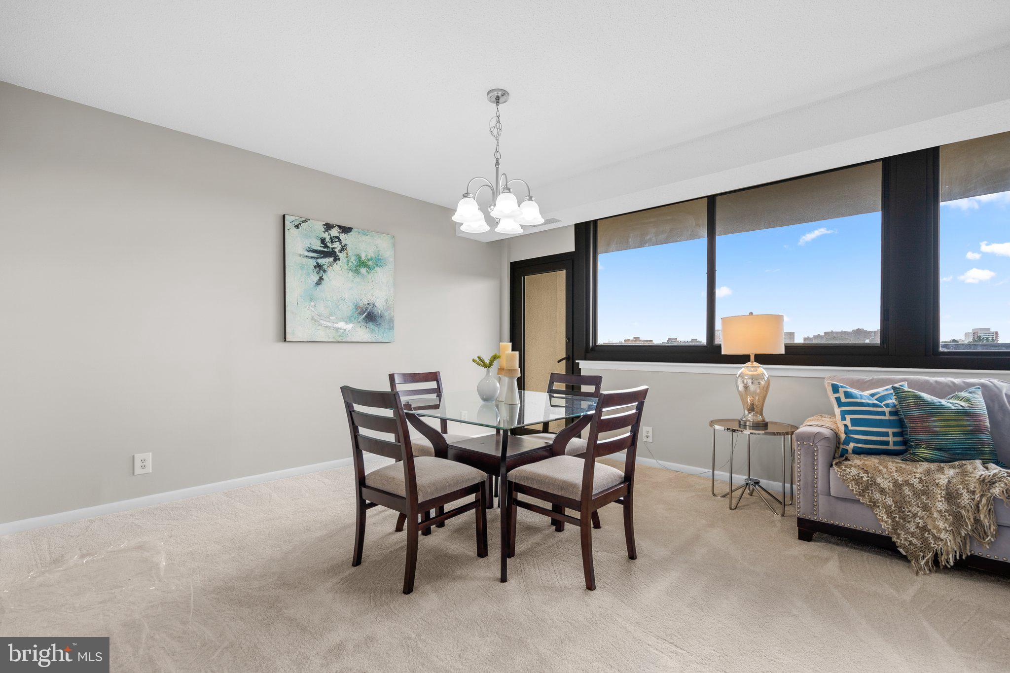 SKYLINE SQUARE CONDO - Residential