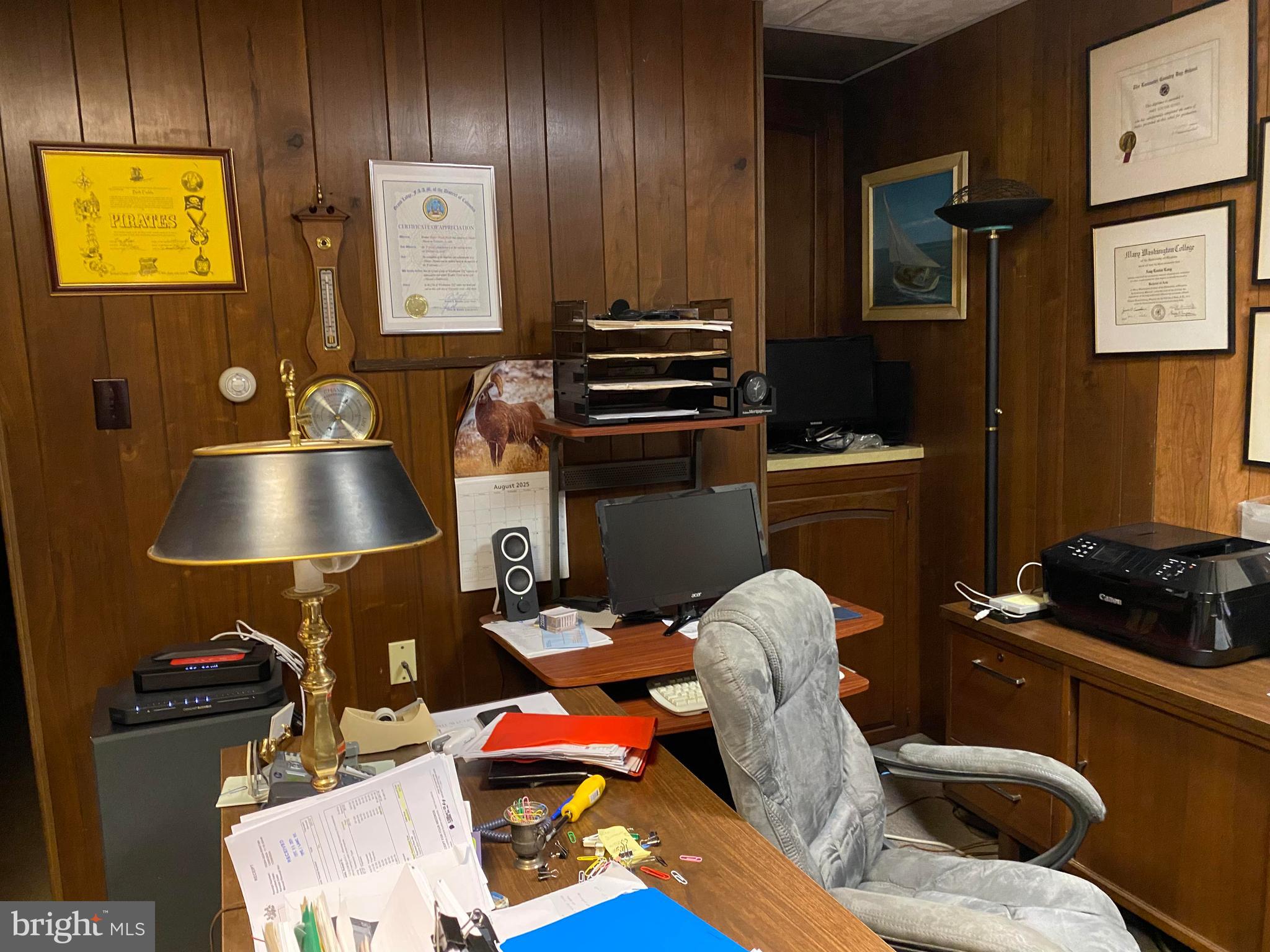 ROSS - Commercial Sale