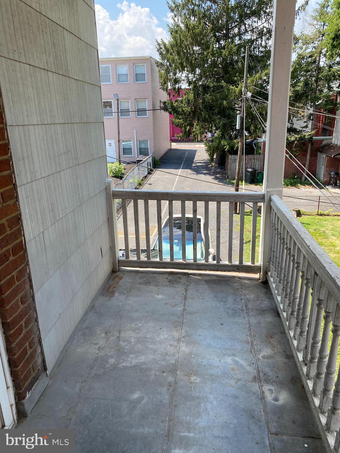 ROSS - Commercial Sale