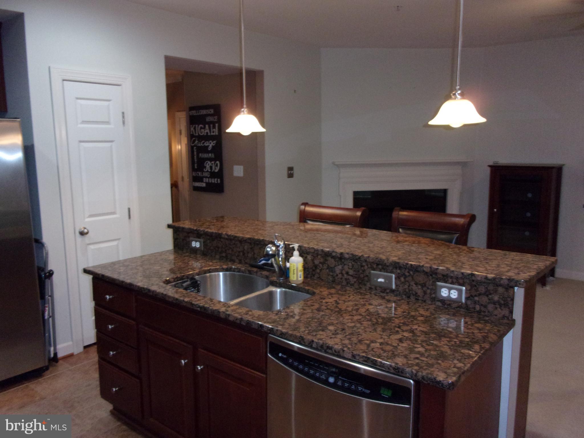 POTOMAC CLUB - Residential Lease