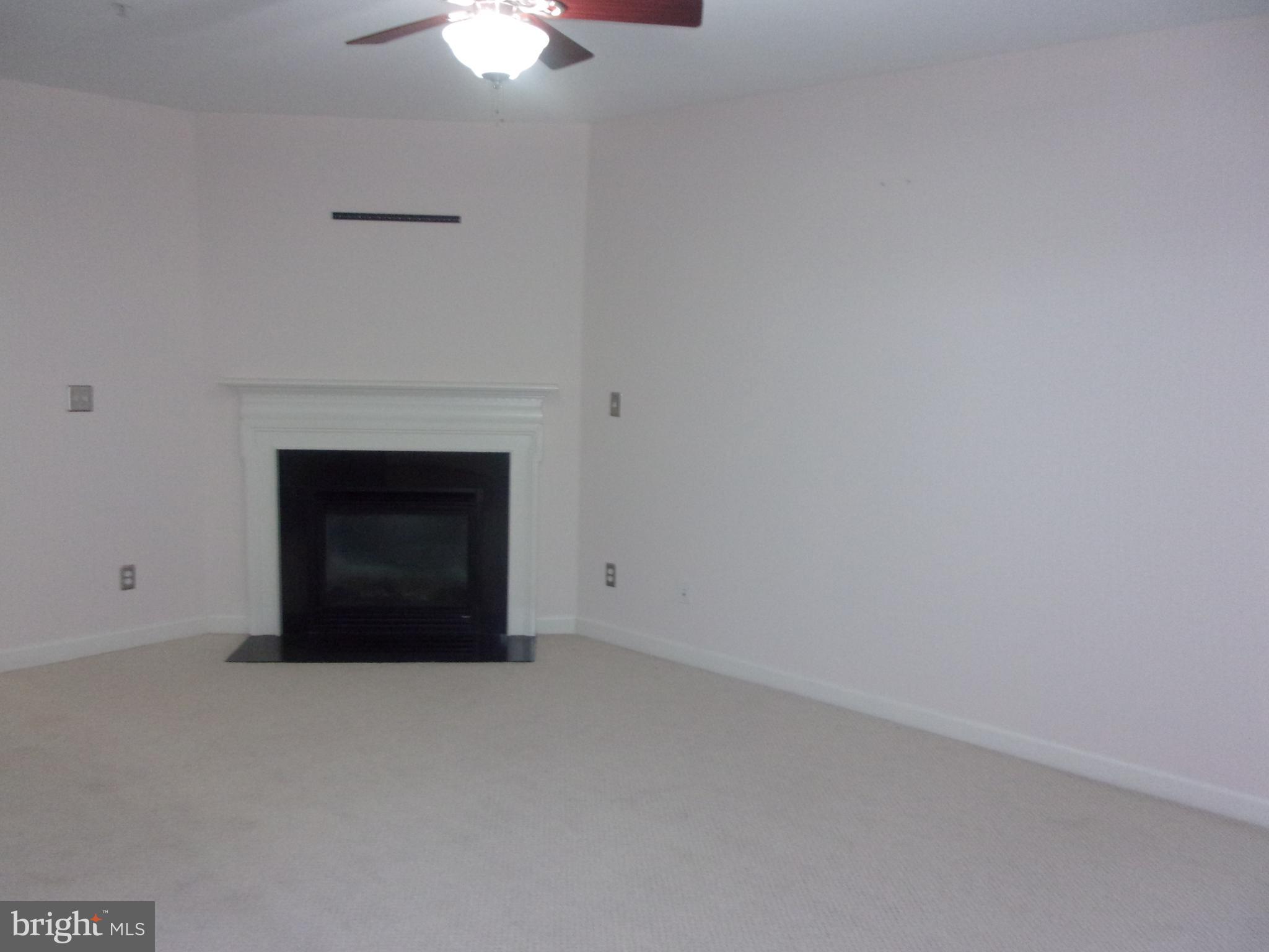 POTOMAC CLUB - Residential Lease