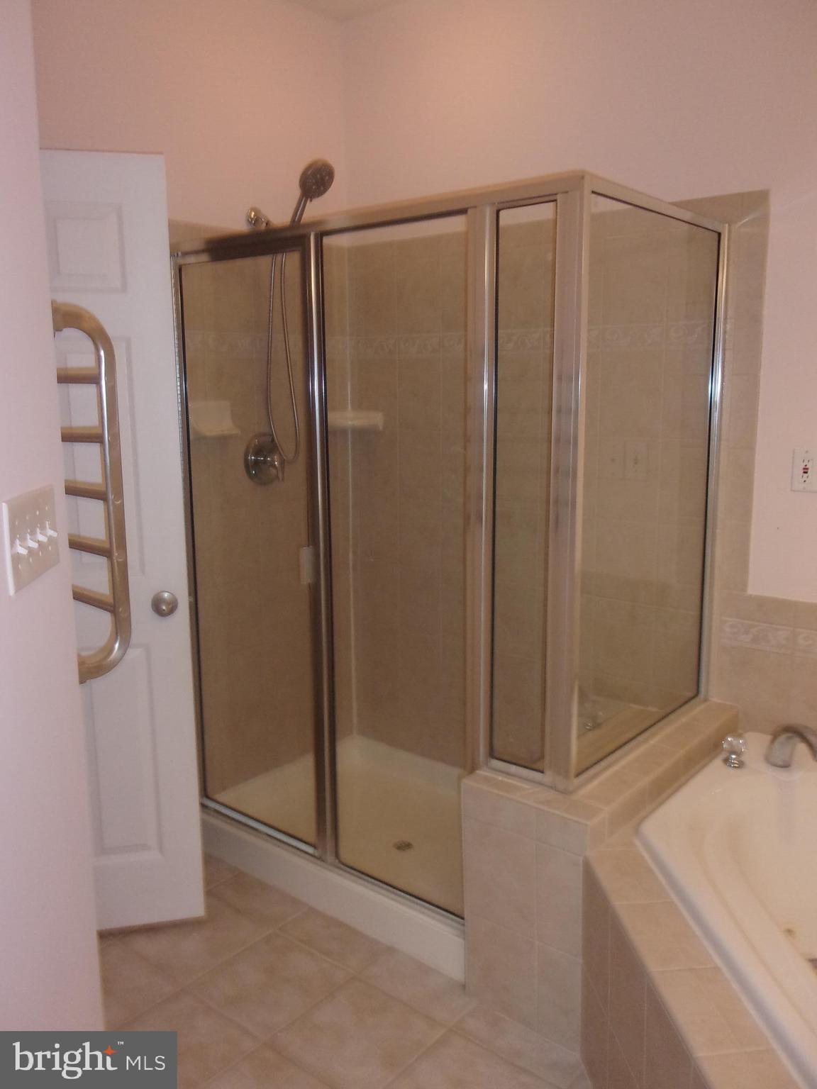 POTOMAC CLUB - Residential Lease