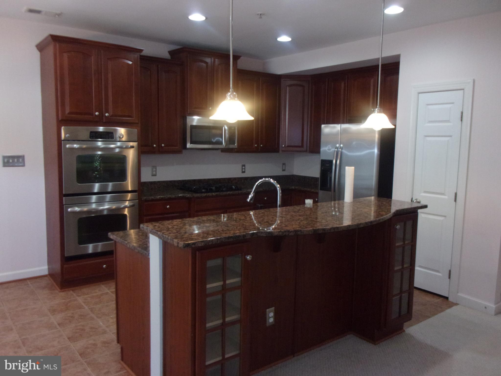 POTOMAC CLUB - Residential Lease