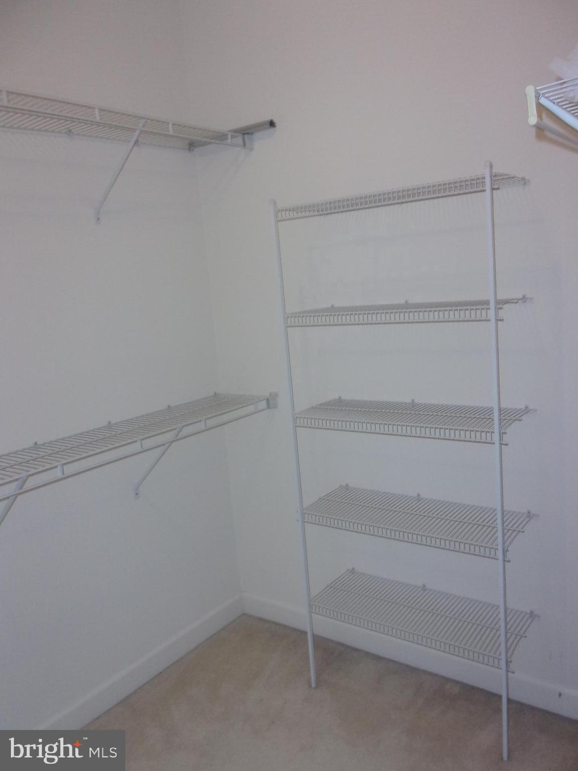 POTOMAC CLUB - Residential Lease