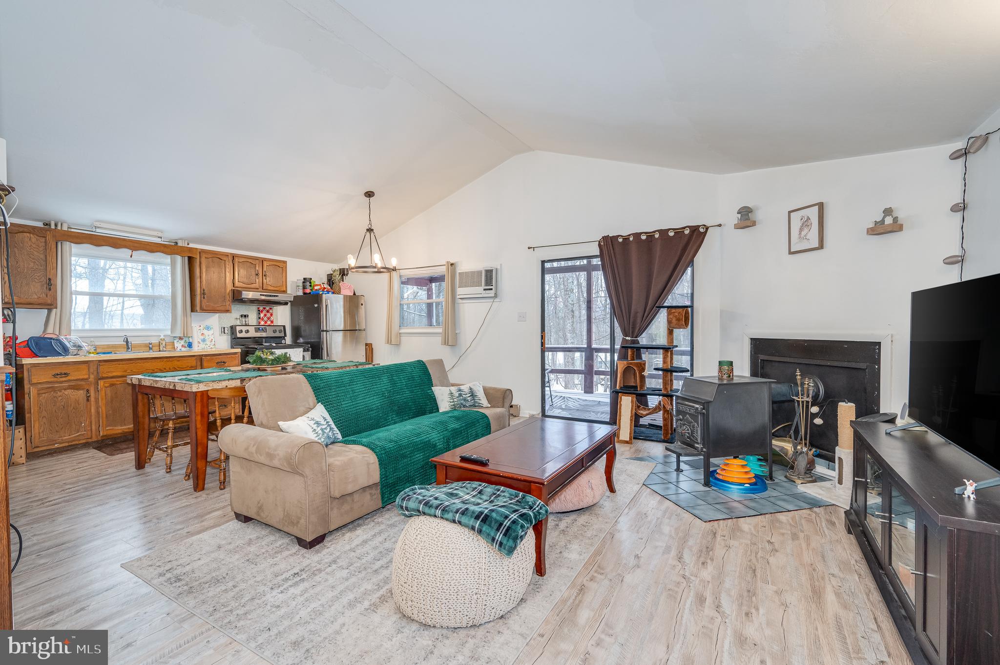 GLENWOOD FOREST - Residential