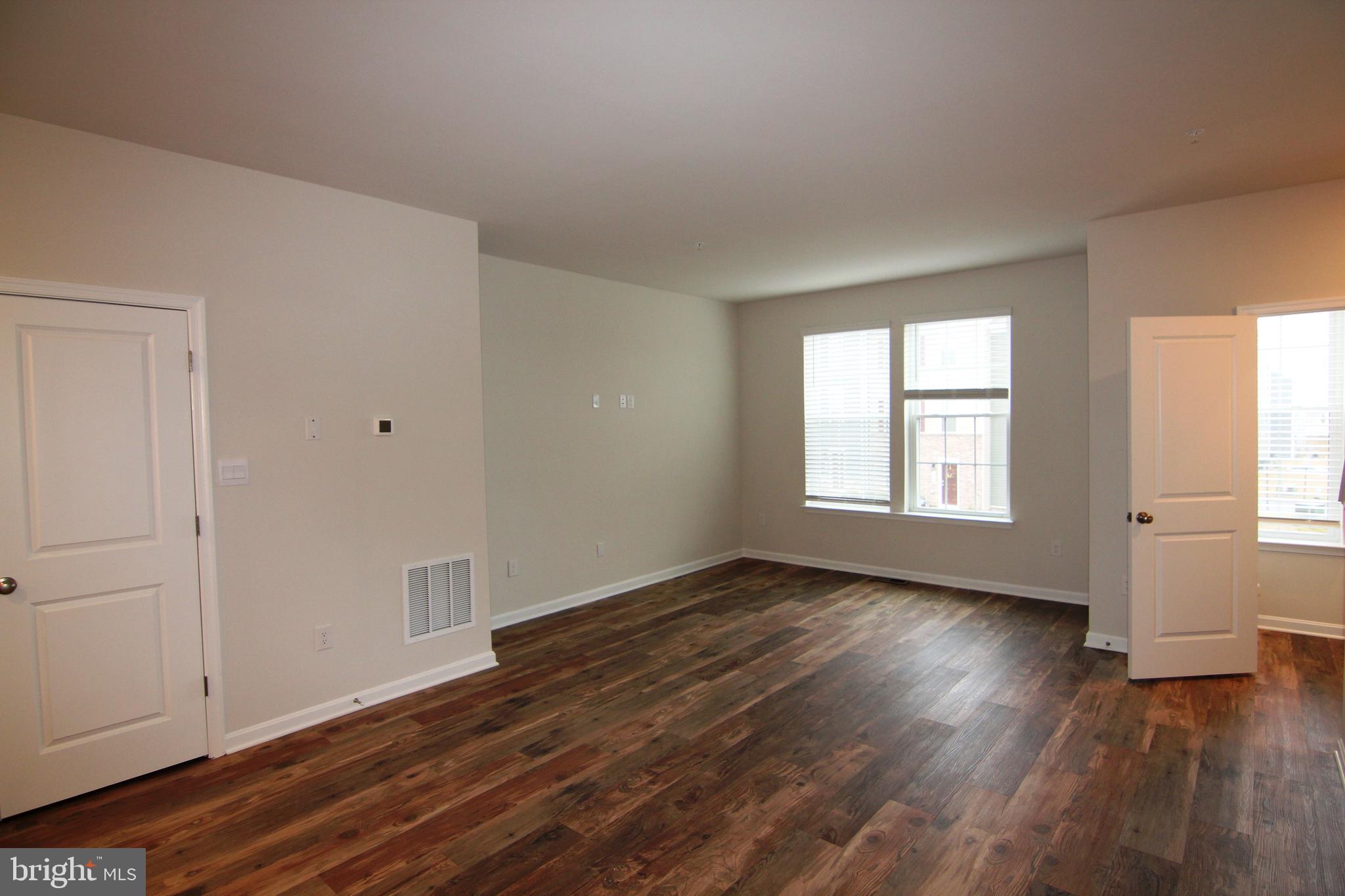 TUSCARORA CREEK - Residential Lease