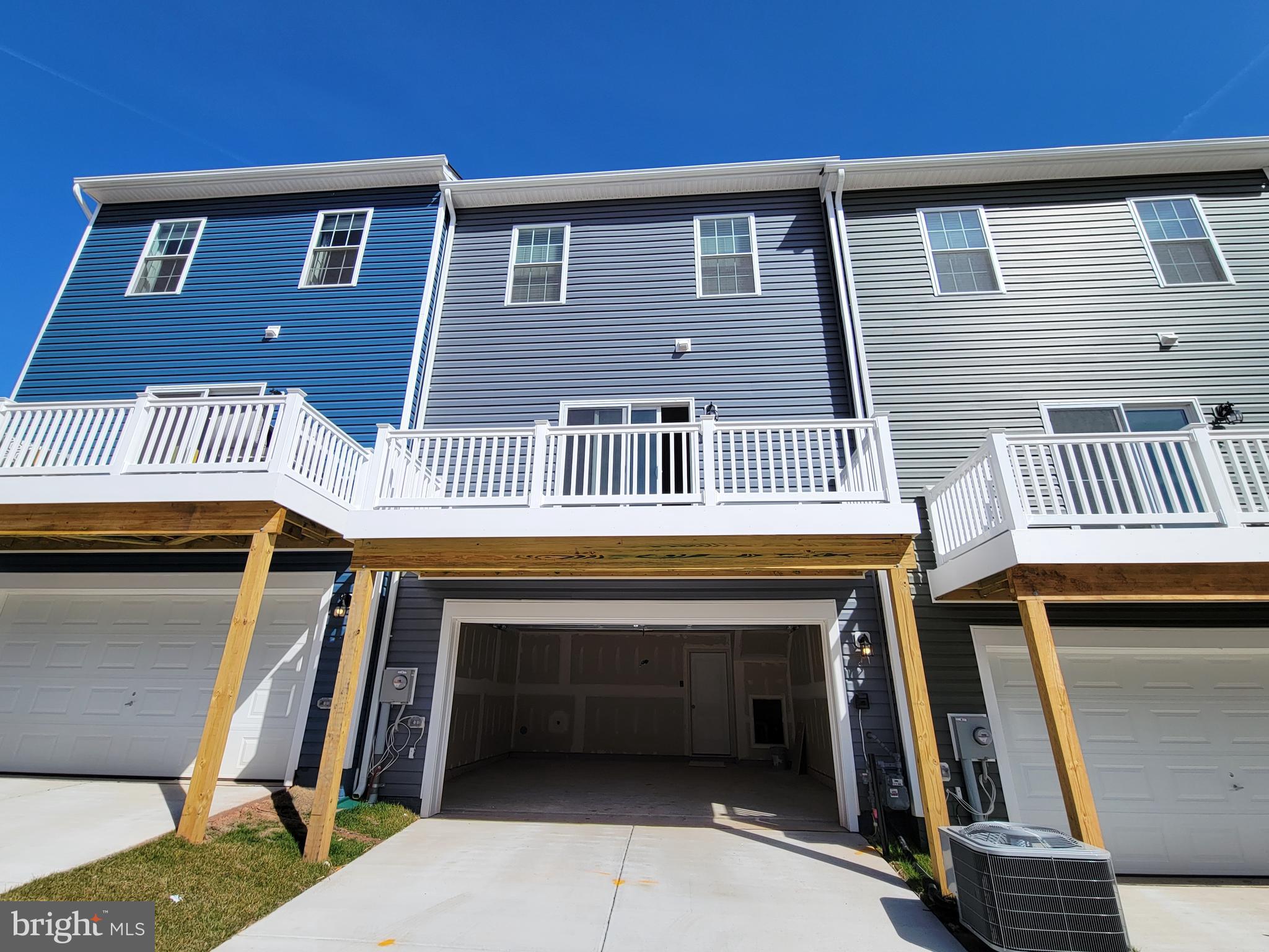 TUSCARORA CREEK - Residential Lease