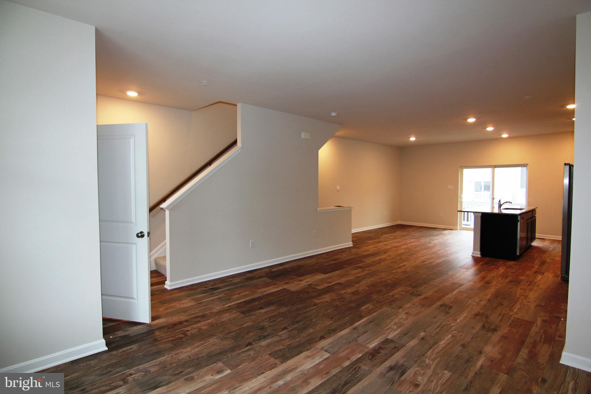 TUSCARORA CREEK - Residential Lease