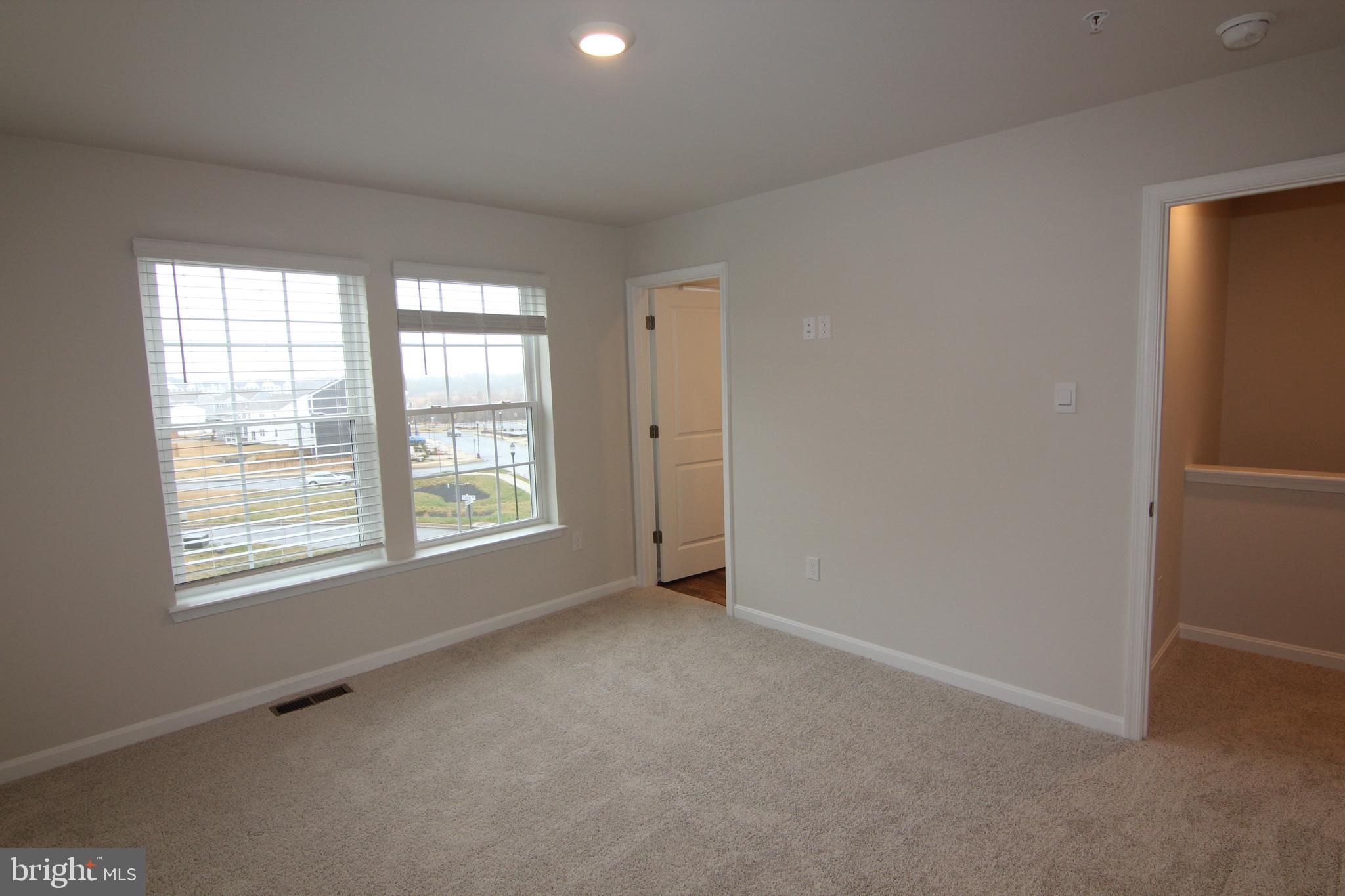 TUSCARORA CREEK - Residential Lease