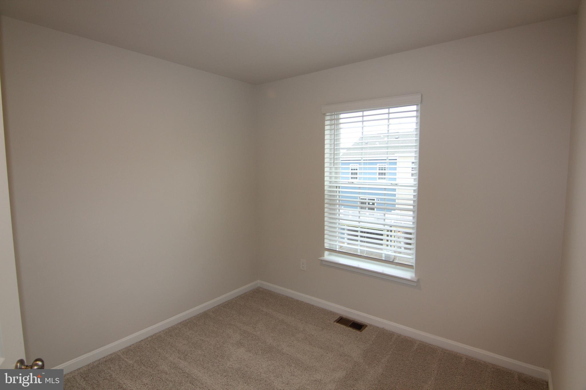 TUSCARORA CREEK - Residential Lease