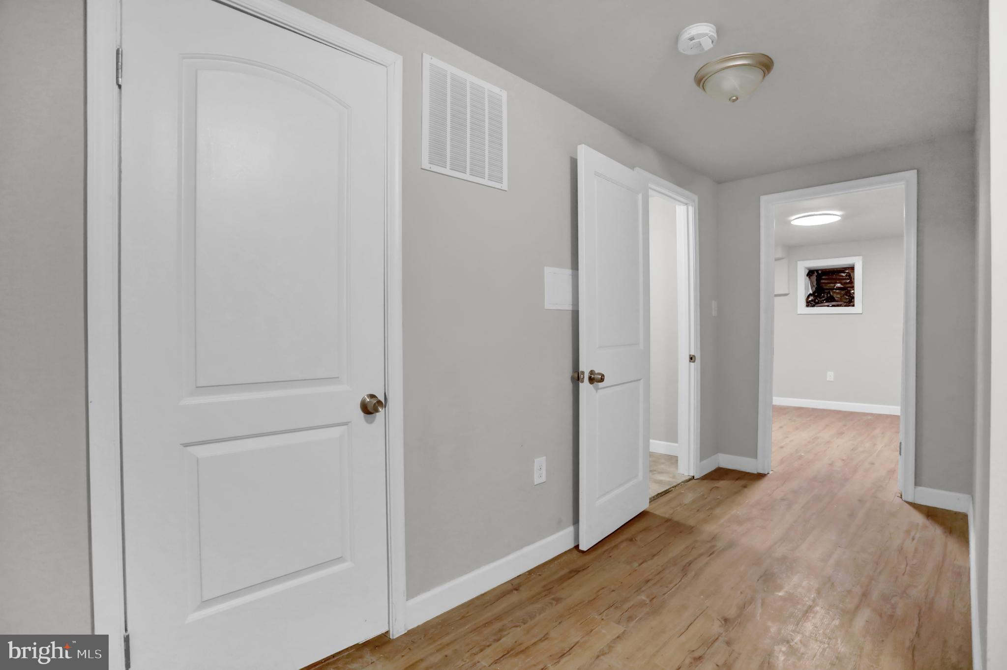 SANDTOWN-WINCHESTER - Residential Lease