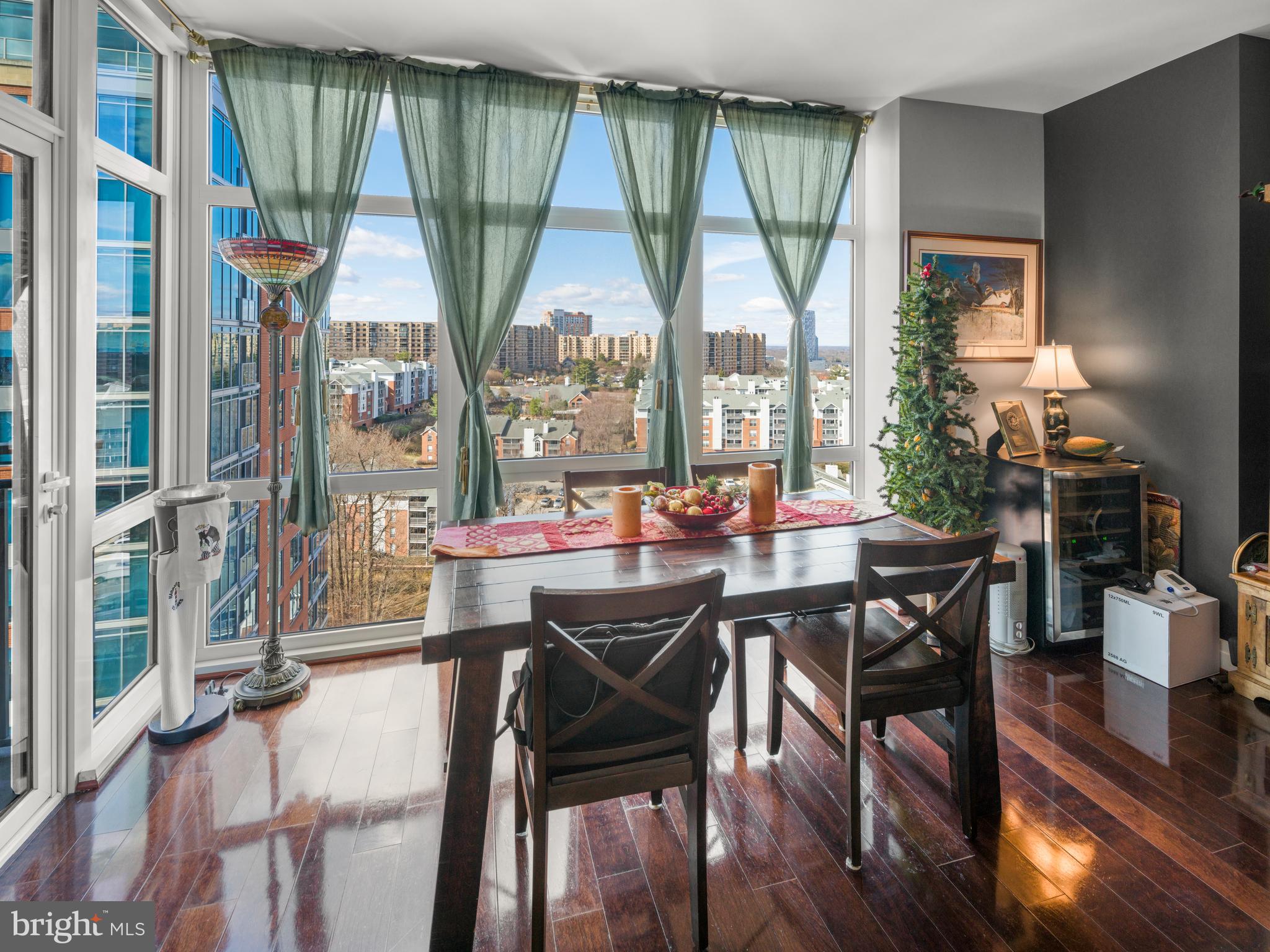 ONE PARK CREST - Residential Lease