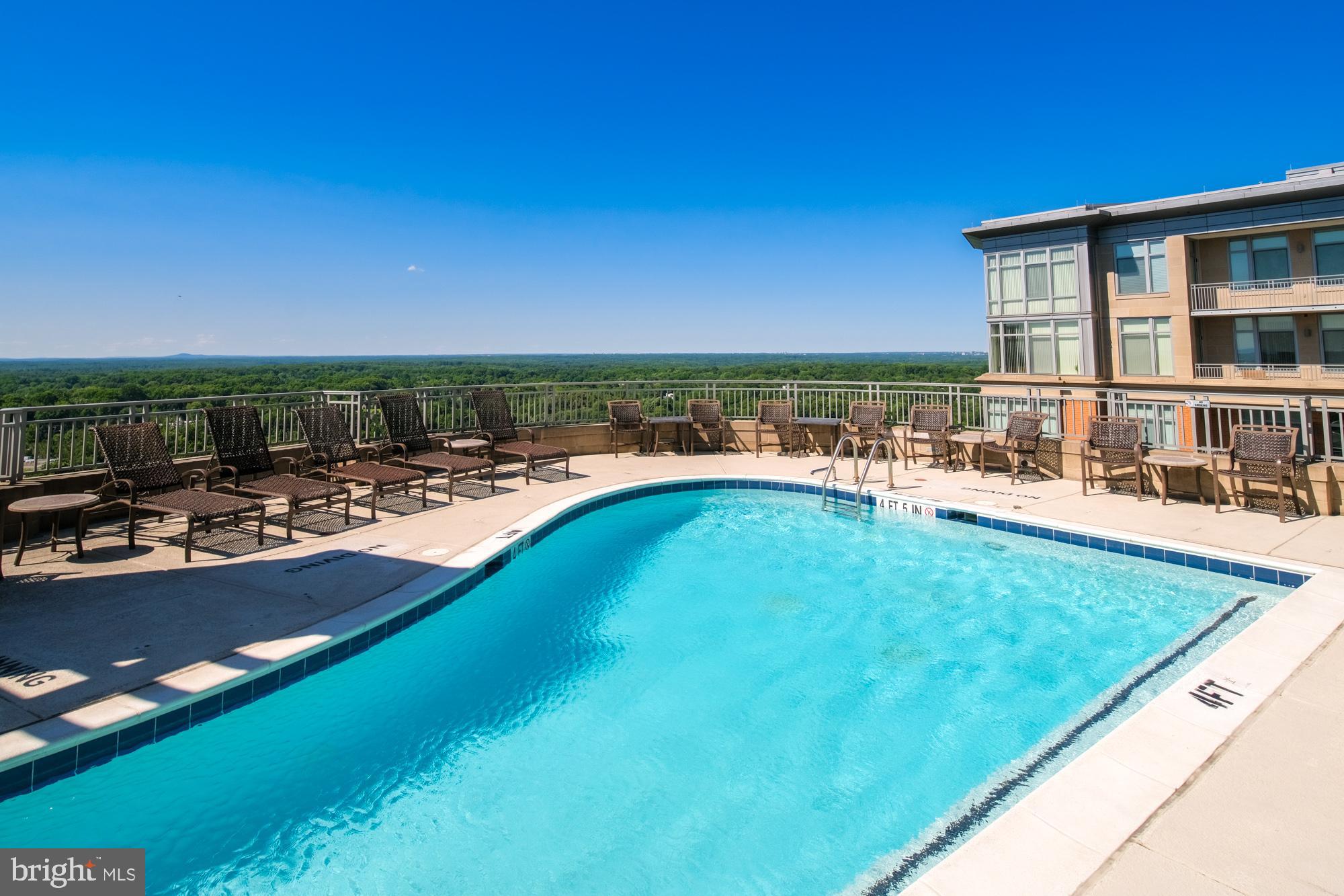 ONE PARK CREST - Residential Lease